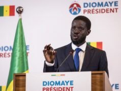 La société civile l’Africanisme félicite le président Bassirou Diomaye Faye : « Le Sénégal a déjoué la tentation des coups d’État pour résoudre des différends politiques »